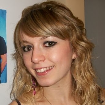 Rosie Mayes Photo 6