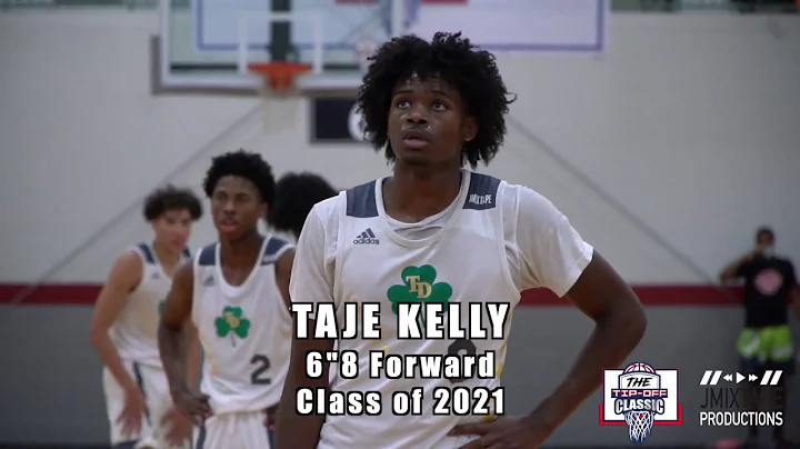 Kelly Dickerson Photo 34