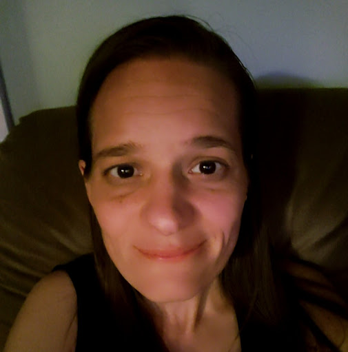Laura Read Photo 16
