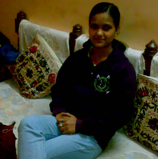 Rashmi Sharma Photo 14