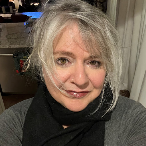 Suzanne Frank Photo 14