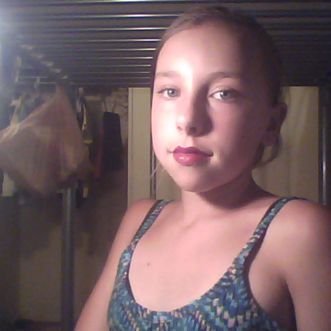Roxanne Barrett Photo 12