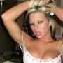 Hilary Burns Photo 19