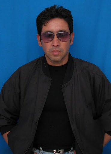 Mauricio Torres Photo 16
