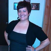 Kristin Leach Photo 2