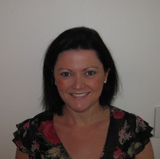 Rachael Yates Photo 14