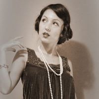 Ella Monroe Photo 4