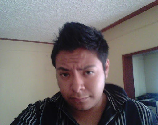 Manuel Mares Photo 10