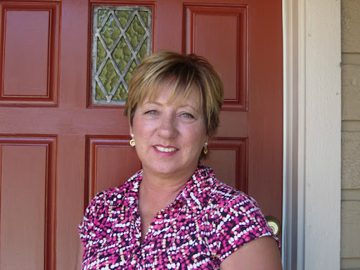 Shelley Hill Photo 11