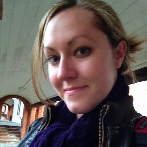 Megan Sheppard Photo 17