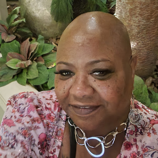 Monica Scott Photo 14