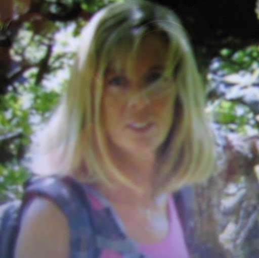 Christine Dumont Photo 12