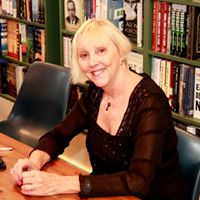 Linda Nightingale Photo 8