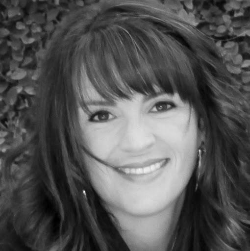 Christy Stewart Photo 16