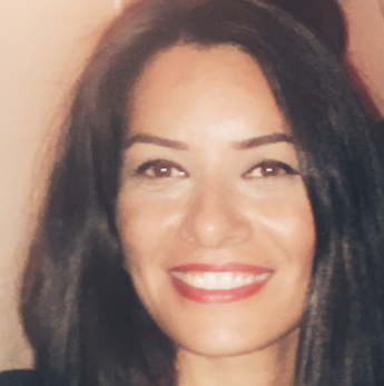 Laura Khoury Photo 14