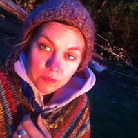 Rebecca Reeve Photo 8