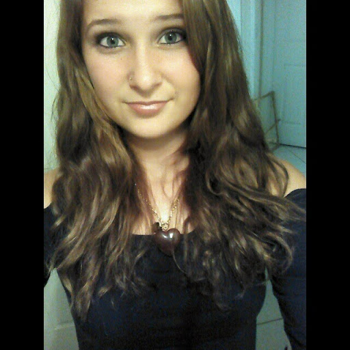 Kayla Goodman Photo 14