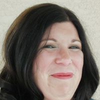 Dolores Schilling Photo 3