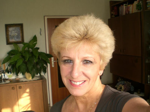 Heidi Keller Photo 14