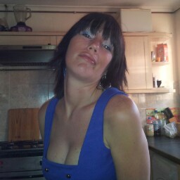 Emma Middleton Photo 16
