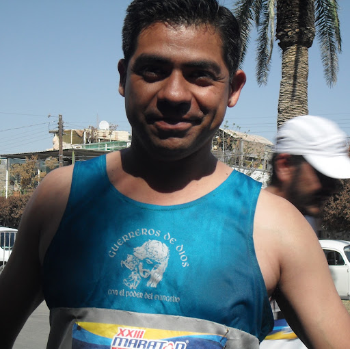 Arturo Fuentes Photo 16