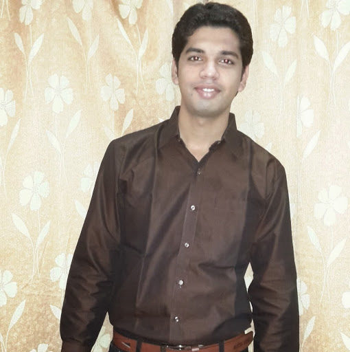 Sarosh Khan Photo 14