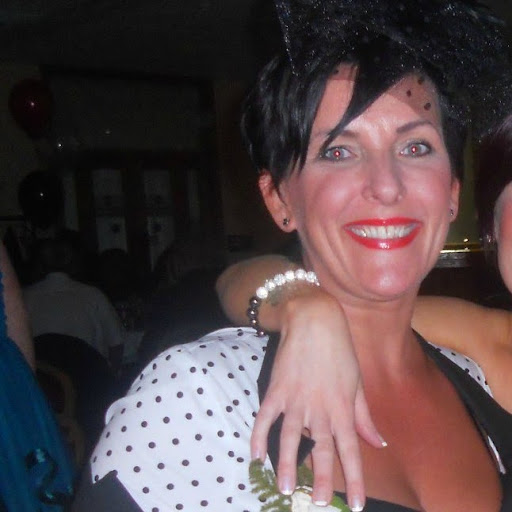 Sharon Oneill Photo 15