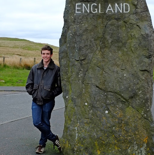 Adam Goode Photo 14