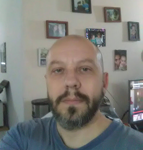 Fernando Burgos Photo 9