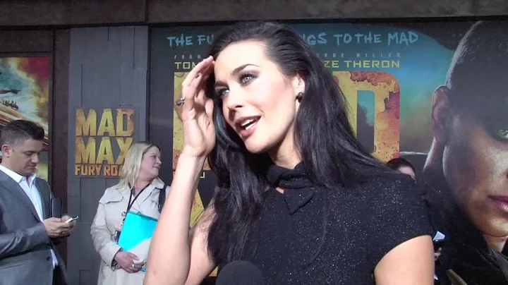 Megan Gale Photo 35