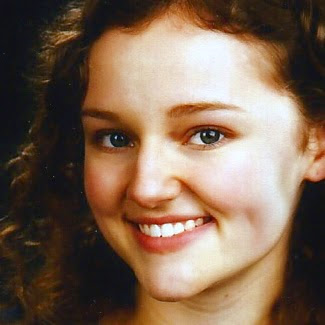 Grace Cummings Photo 11