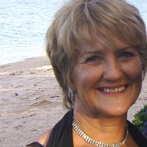 Elaine Hansen Photo 20