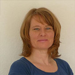 Angela Wolf Photo 10