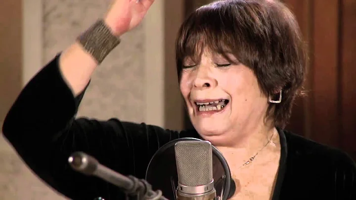 Lilian Varela Photo 26