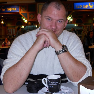 Robert Milo Photo 11