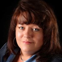 Michele Bryan Photo 8