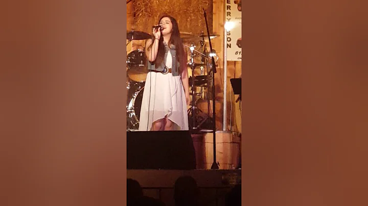Christine Walton Photo 41