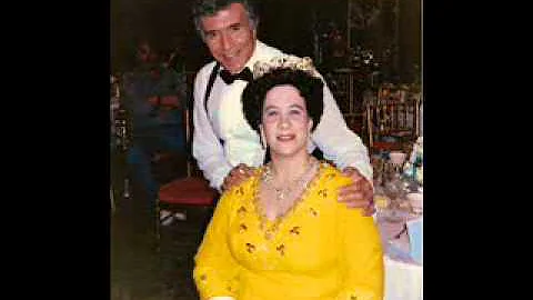 Leslie Hoffman Photo 35