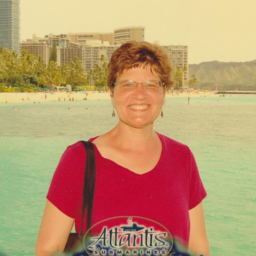 Julie Neville Photo 11