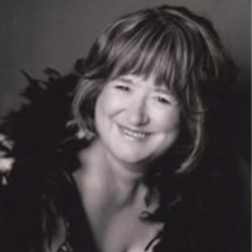 Vicky Owen Photo 15