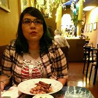 Ana Cardenas Photo 12