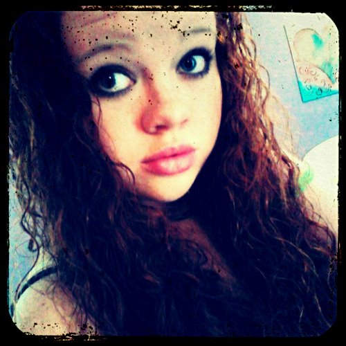 Hattie Taylor Photo 12