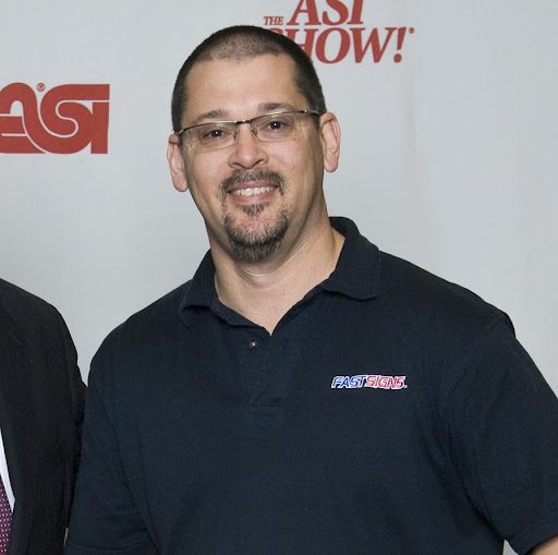 Rick Lenz Photo 9