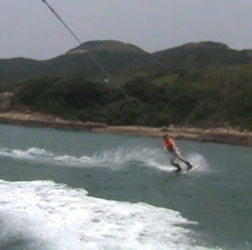 Billy Law Photo 10