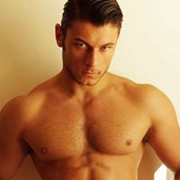 Ricky Rosales Photo 3