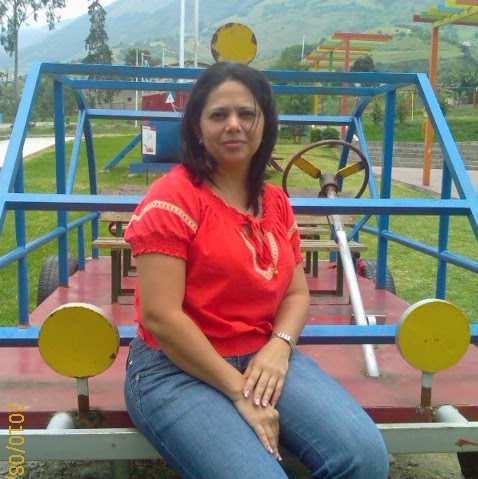 Elvira Plata Photo 9