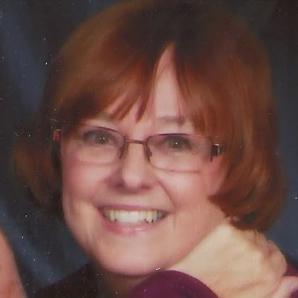 Edie Davis Photo 11
