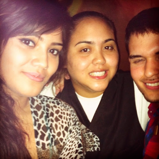 Theresa Ruiz Photo 16