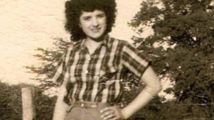 Deborah Sumner Photo 7