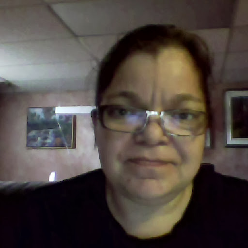 Julie Tanguay Photo 9
